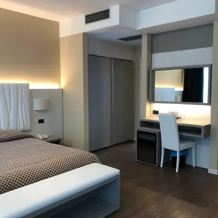 Enrichetta 3*